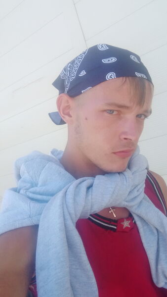  ,   Pavel, 23 ,   