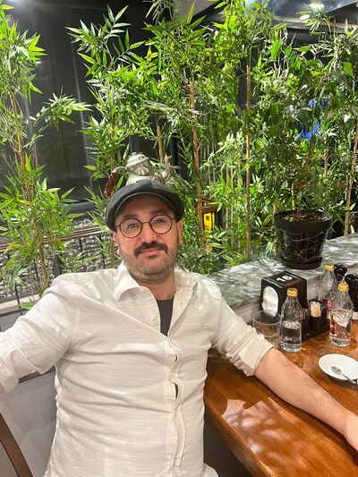  ,   Hakan, 35 ,   ,   