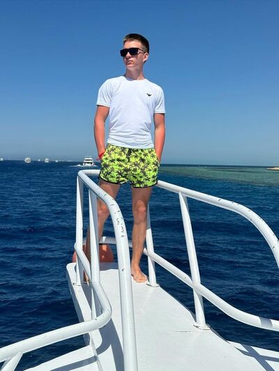  ,   Bohdan, 19 ,   ,   
