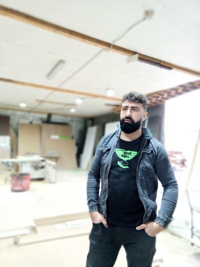  -,   Elyar, 34 ,   ,   