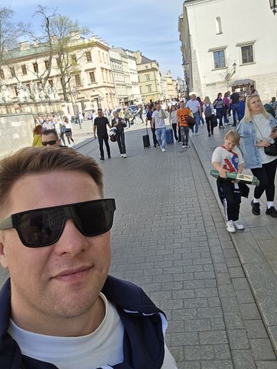  ,   AndrosK, 41 ,   ,   