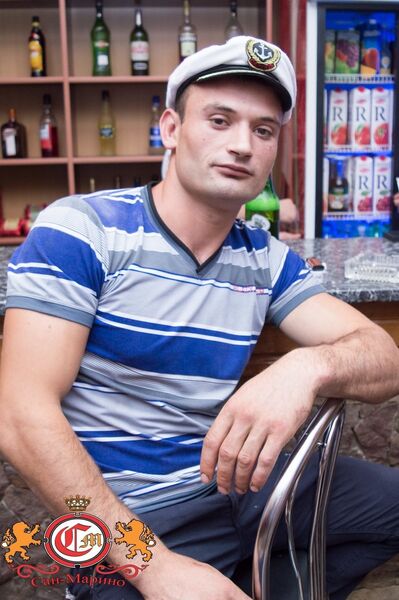  ,   Denis, 32 ,   ,   , c 