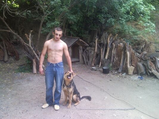  ,   Gevor, 37 ,   