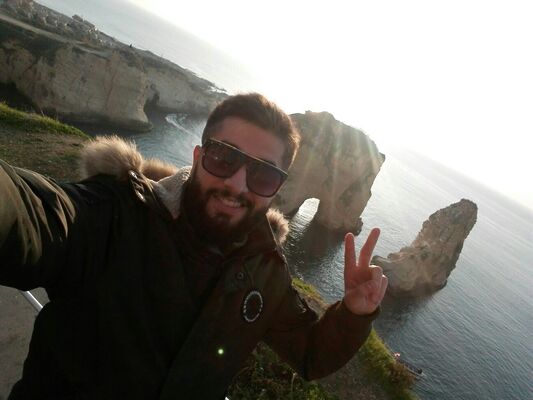  ,   Viktor, 37 ,   ,   