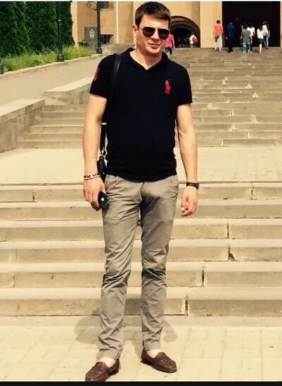  ,   LEVON, 32 ,   