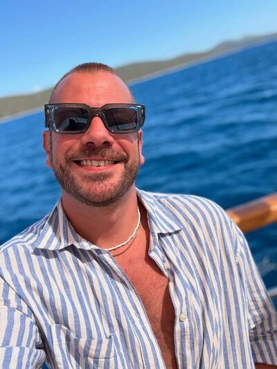  ,   Ѹ, 45 ,     , c 