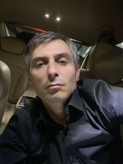  ,   Denis, 34 ,   
