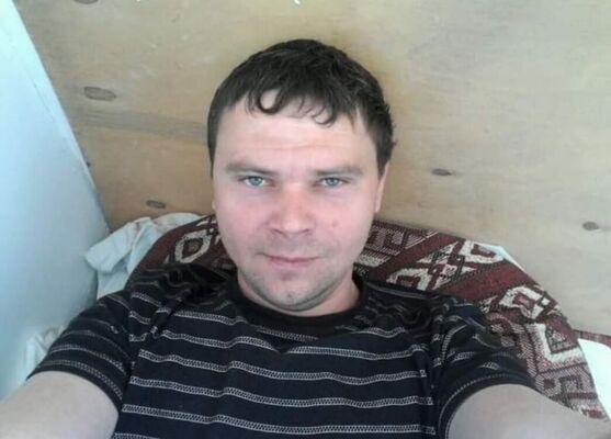  ,   Pavel, 36 ,  