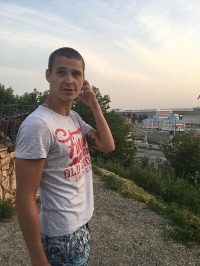  ,   Artur, 34 ,   ,   