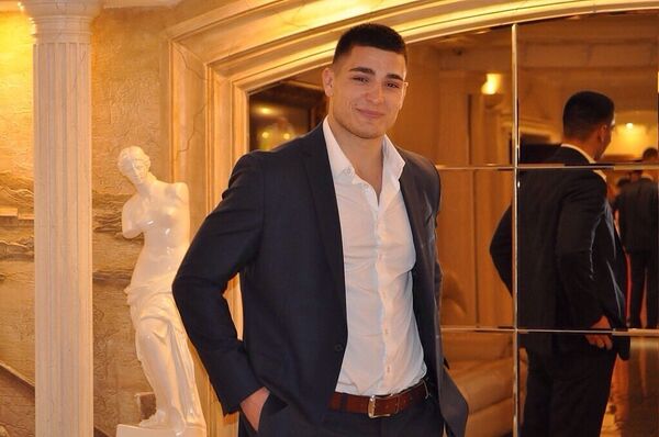  ,   Vlad, 35 ,   ,   , c 