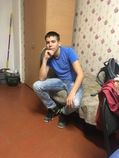  ,   Vlad, 25 ,   