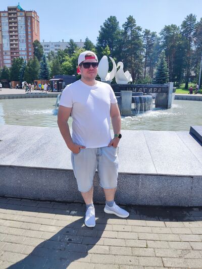  ,   AlexsXoma, 33 ,   ,   