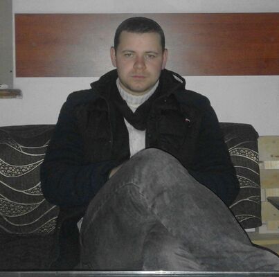  ,   Pako, 35 ,     , c 