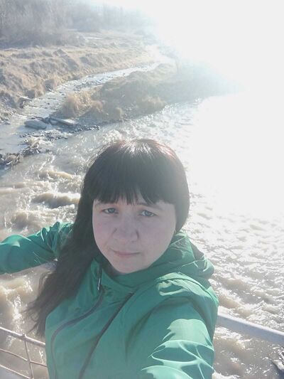  ,   Nina, 32 ,   ,   