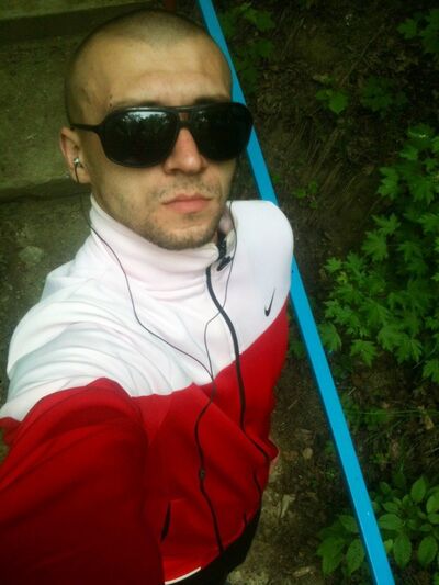  ,   Andrey, 33 ,   