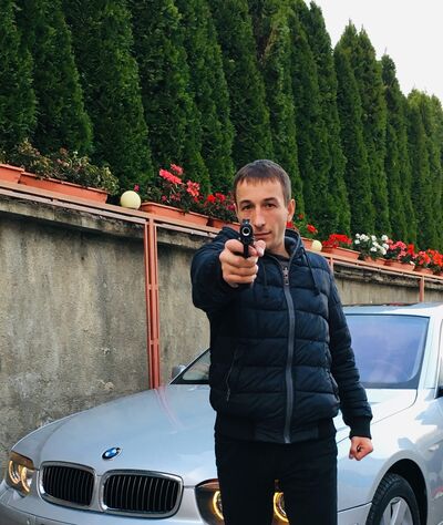  ,   Serghei, 37 ,   ,   , c 