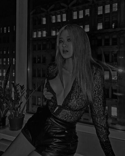  ,   Rose, 28 ,   ,   