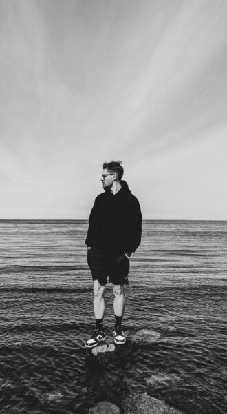  -,   , 24 ,   ,   
