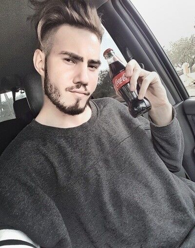  ,   Grisha, 28 ,   