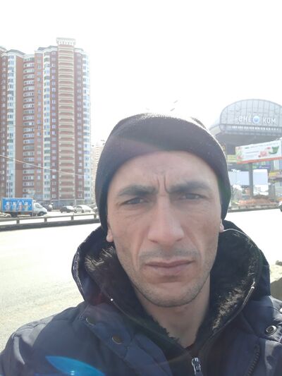  ,   HAYKO, 38 ,  