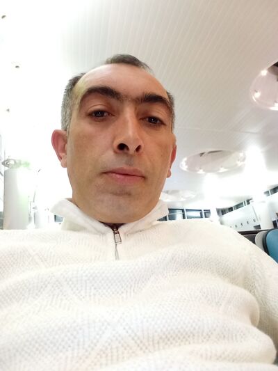  ,   Hayk, 39 ,   ,   
