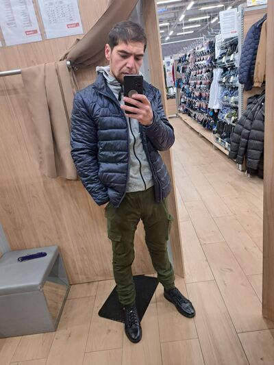  ,   Aziz, 30 ,   ,   
