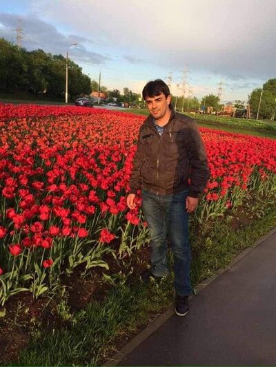  ,   Emir, 36 ,   ,   