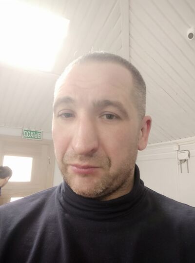 ,   Sergej, 40 ,   