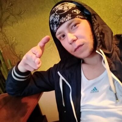  ,   Green, 27 ,   ,   