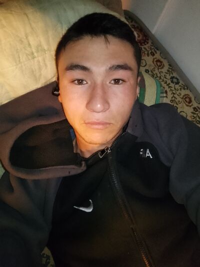  ,   Muxriddin, 32 ,   ,   
