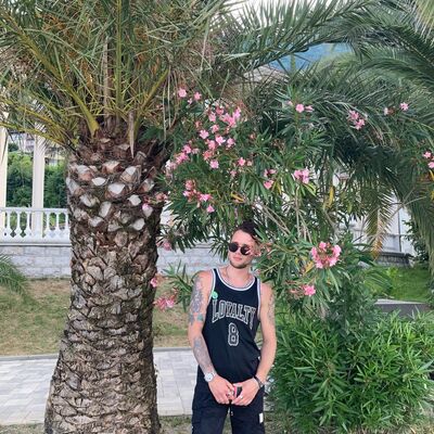  ,   Artem, 27 ,   ,   , 