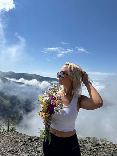  ,   , 24 ,   
