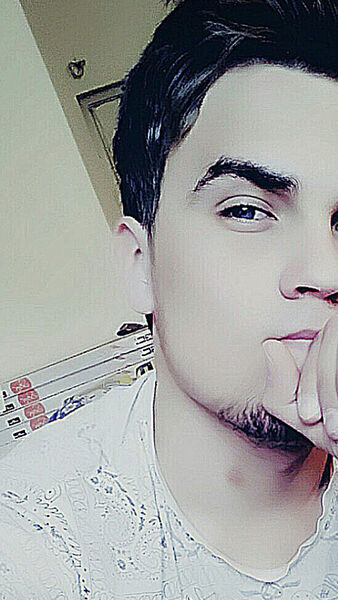  ,   Barss, 28 ,   ,   , c 