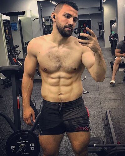  ,   Alex, 33 ,   ,   