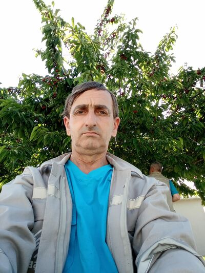  ,   Ivan, 52 ,   ,   