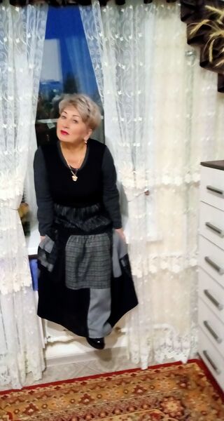   ,   Valentina, 66 ,   ,   