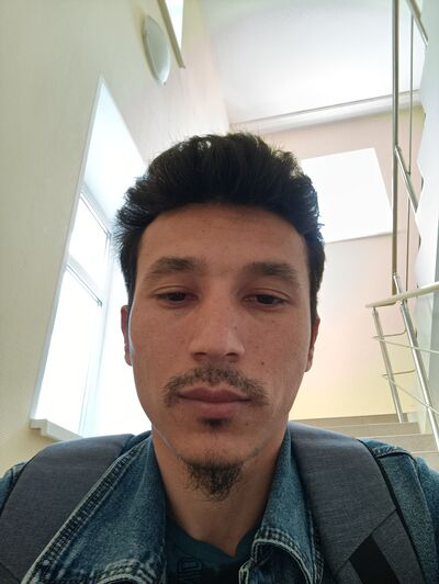  ,   Amirbek, 31 ,   ,   