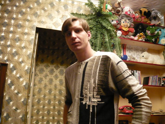  ,   Aleksandr, 44 ,   