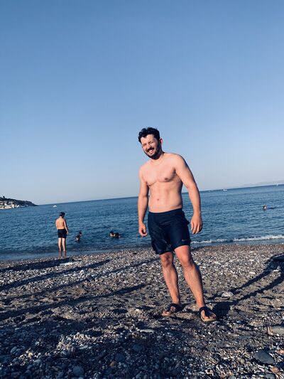  -,   Okan, 32 ,   ,   