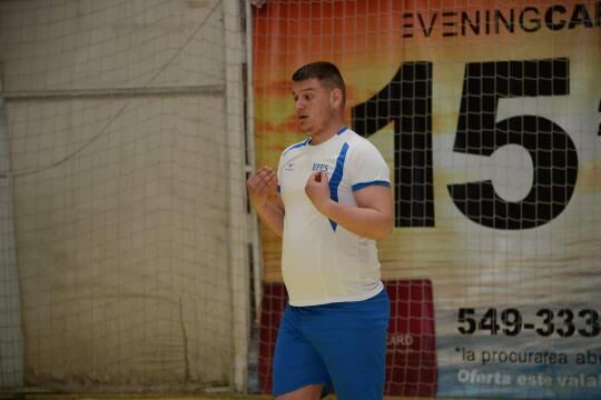  33360448  Sergiu, 29 ,    