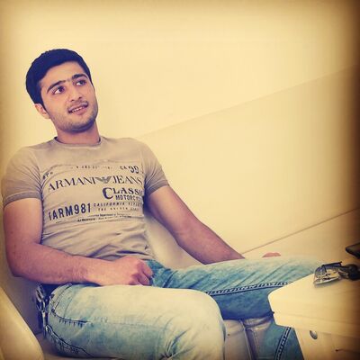  ,   Elvin, 33 ,   