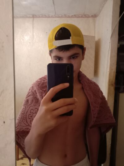  ,   Amir, 22 ,   ,   , c , 