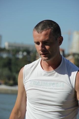  --,   , 44 ,   
