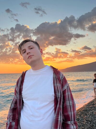  ,   Kirill, 26 ,   ,   