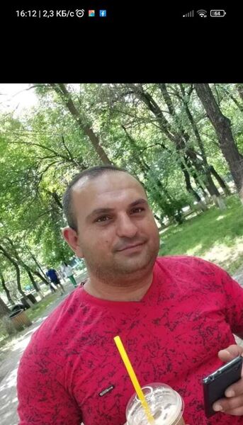  ,   Karen, 44 ,   ,   