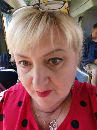  -,   Lora, 55 ,   ,   