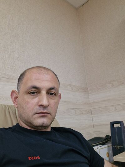  ,   Artur, 40 ,   ,   