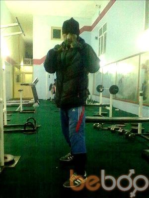  -,   Wes, 46 ,   