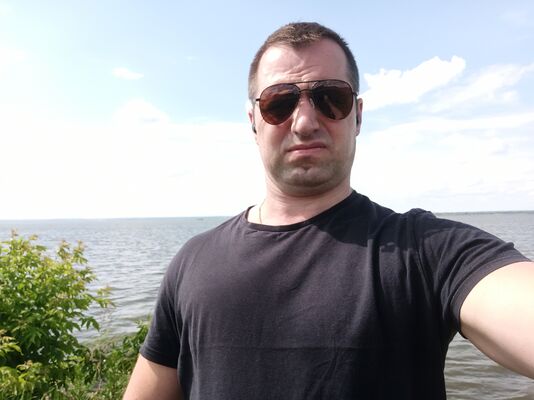  ,   Dima, 44 ,   ,   , c , 