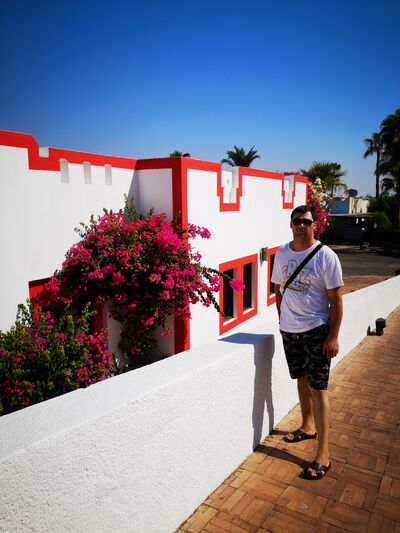  ,   Ivars, 42 ,     , c , 